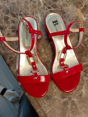 Patent Red T-Strap Block Heel Sandals with Gold Hardware